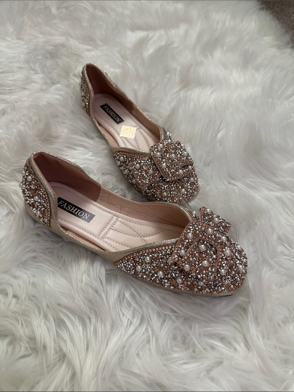 Women's Embellished Rose Gold Pearl Ballet Flats Size 7.5